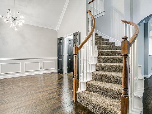4th image of 6237 Park Meadow Ln