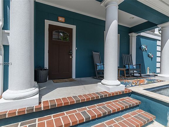 2nd image of 130 Sandcastle Ct