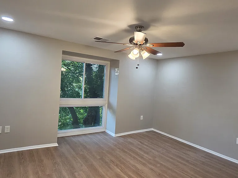 9943 Lake Landing Rd — Photo 17