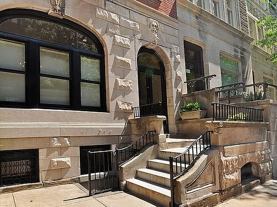 1st image of 33 Montgomery Pl