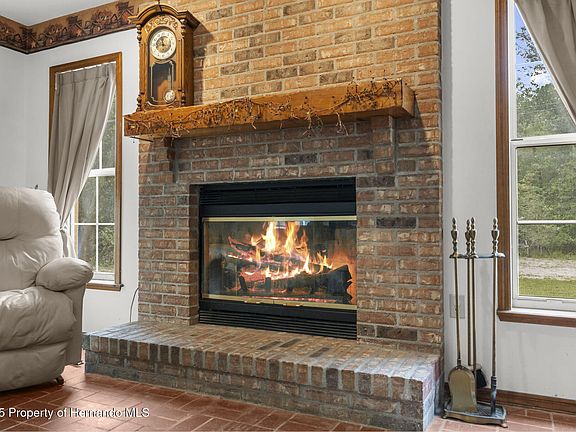 5th image of 17131 Dalberg Dr
