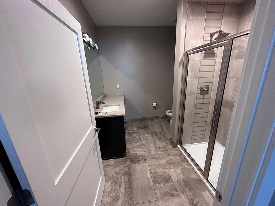 3339 Central Ave NE #102