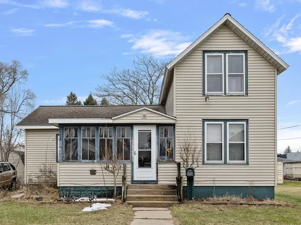 16 S Barton St, New Buffalo, MI 49117