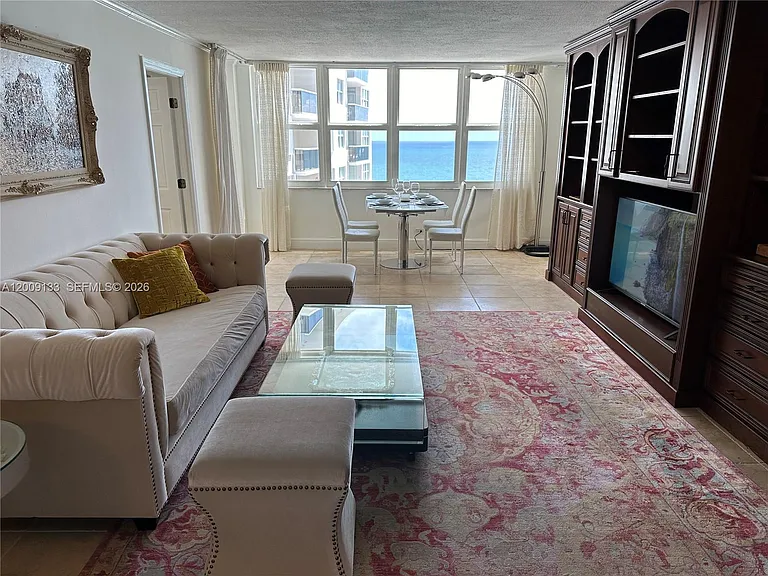 6039 Collins Ave #1510 — Photo 6