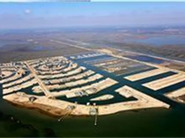 9 Fleming, Hitchcock, TX 77563