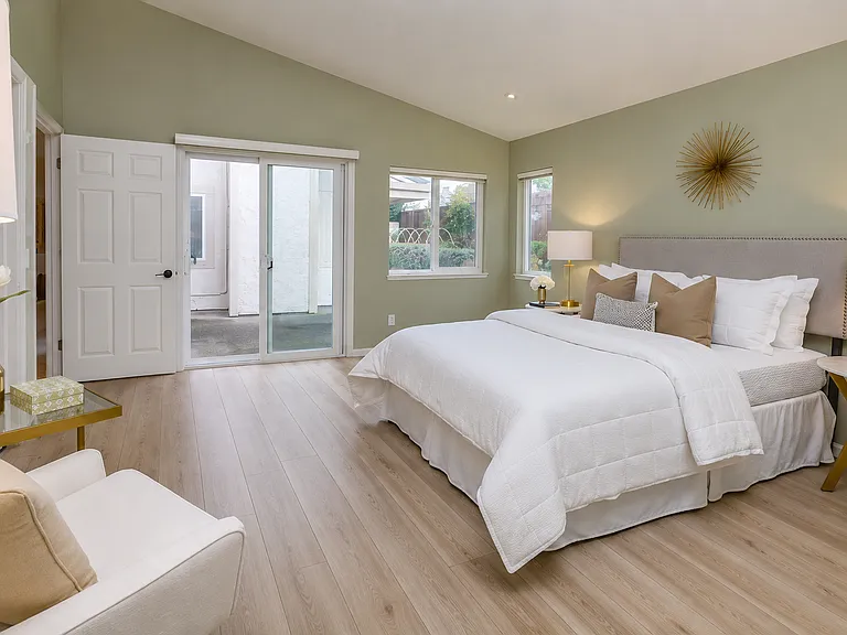 120 Holstrom Cir — Photo 5