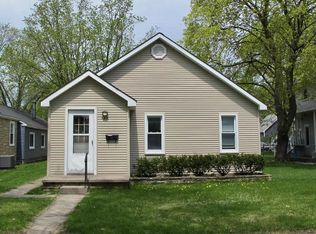 322 W 12th St, Traverse City, MI