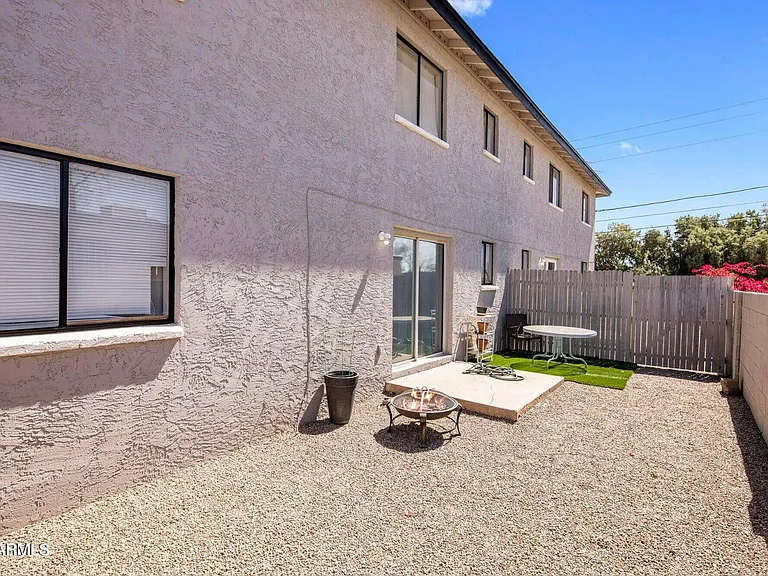 3823 N 23rd Dr — Photo 13