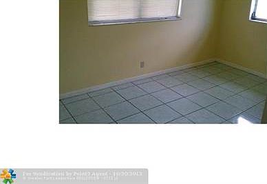 4th image of 7701 SW 10th Ct APT D