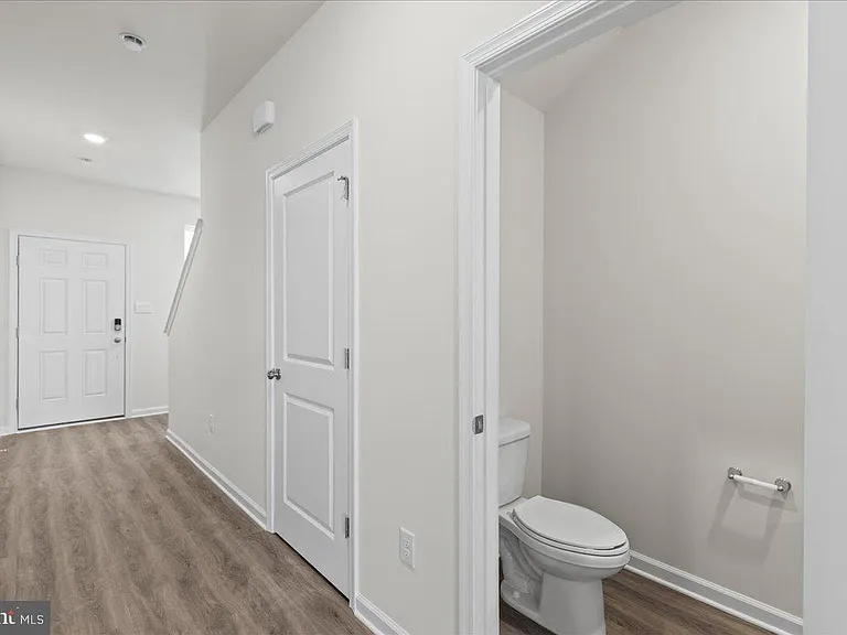 28 Whaler Dr — Photo 5