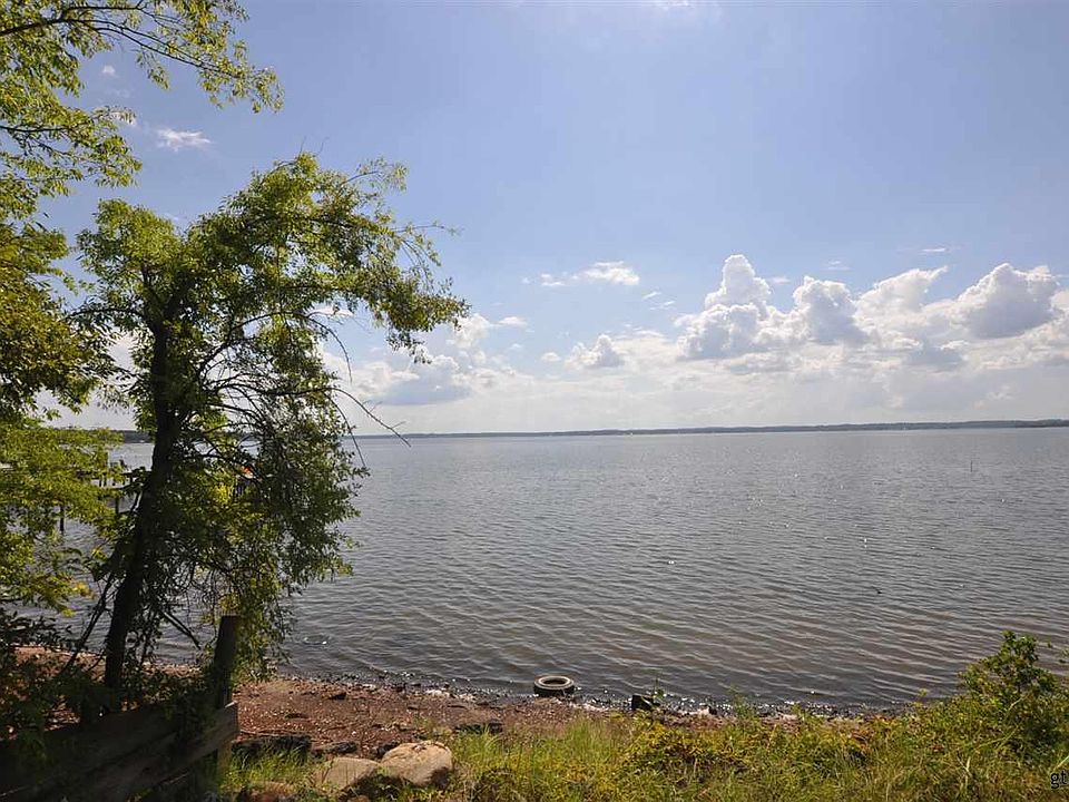2nd image of Lake Side Dr