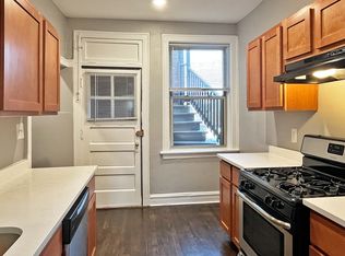 1412-1414 N. Austin Blvd., Oak Park, IL 60302