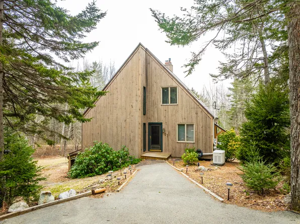 93 Black Road S #1 and 2, Searsport, ME 04974