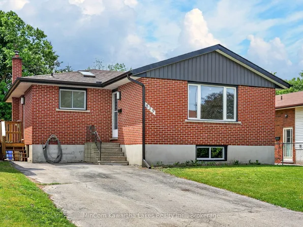 829 Orpington Rd, Peterborough, ON K9J 4A6