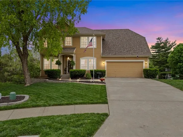 8553 N Gower Ave, Kansas City, MO 64154