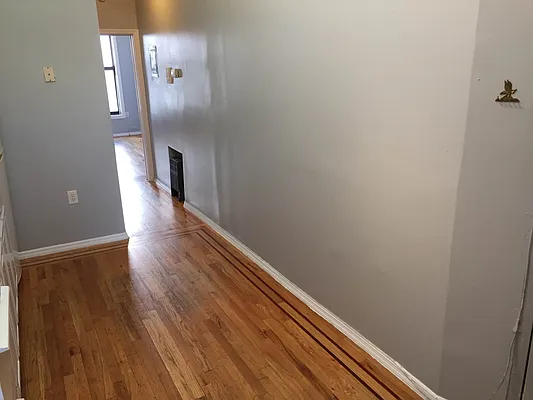 Rented by Nooklyn NYC LLC | media 25