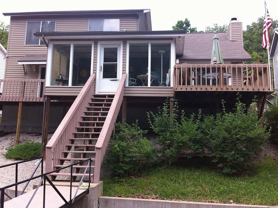 Exterior Lakside