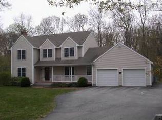 11 Day Dr, Old Saybrook, CT 06475