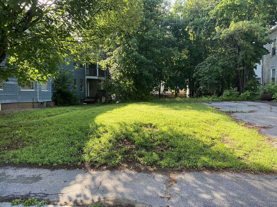 2nd image of 85 Wood St