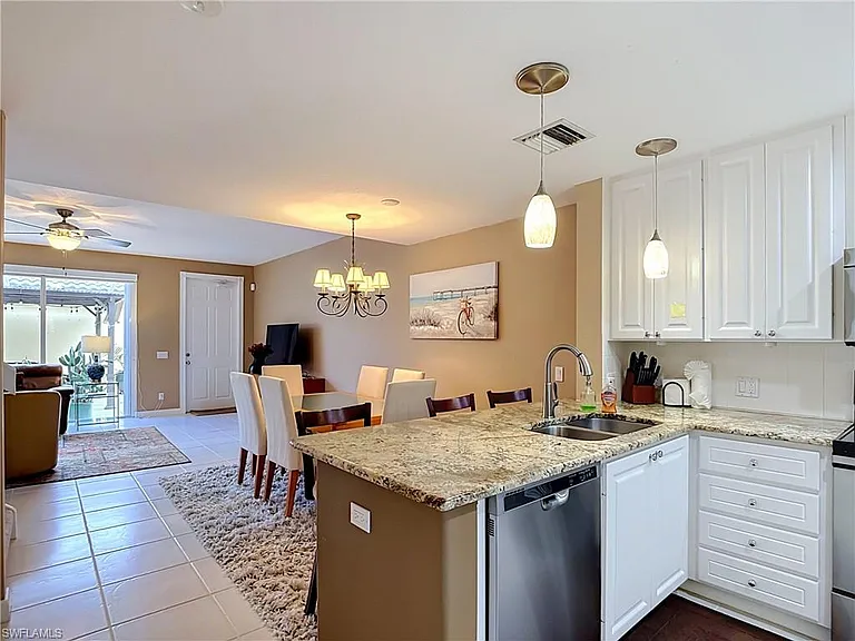 14700 Escalante Way — Photo 16