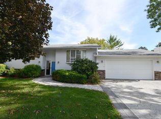 3615 13th Ave, Kearney, NE 68845