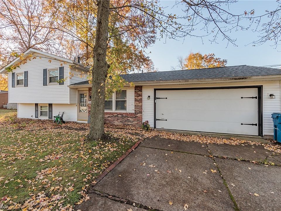 1st image of 34197 Gina Dr