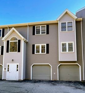 124 Tennis Plaza Rd Unit 22, Dracut, MA, 01826