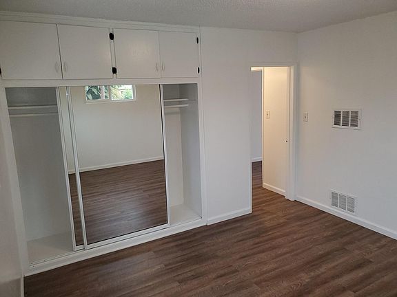 4th image of 320 Vernon Ave