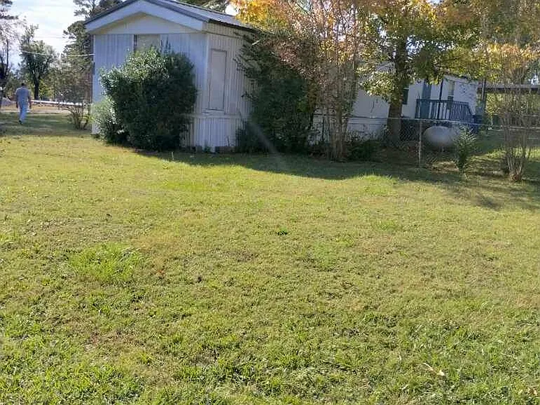 131 Pin Oak Dr — Photo 2
