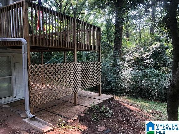 3rd image of 225 Cardinal Crest Rd