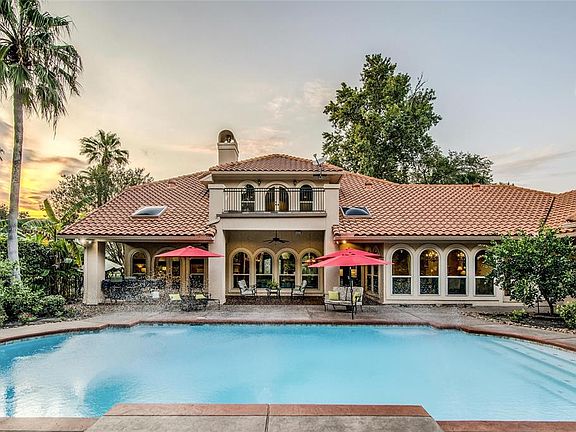 3rd image of 1607 Scenic Shore Dr