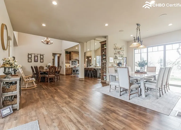 2 spacious dining rooms and open kitchen