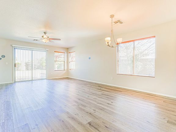 3rd image of 5628 E Emerald Cir