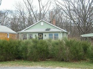 19 Myrtle St, Cumberland, RI 02864