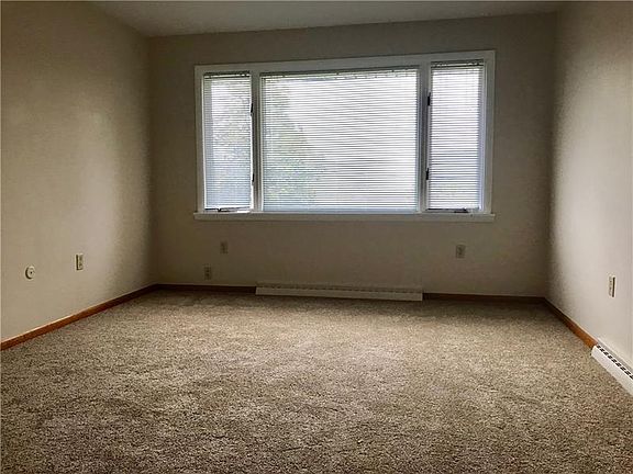 2nd image of 634 15th St