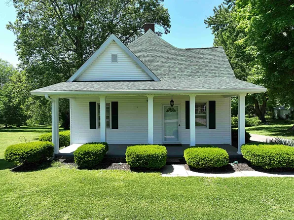 1725 Bedford Rd, Washington, IN 47501