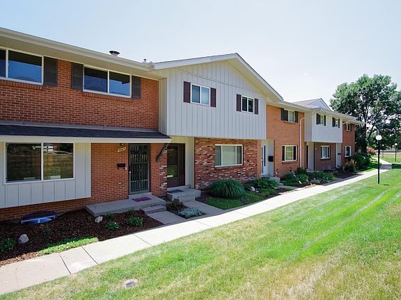 2nd image of 9045 E Oxford Dr