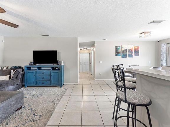 5th image of 3708 E IDLEWILD AVENUE