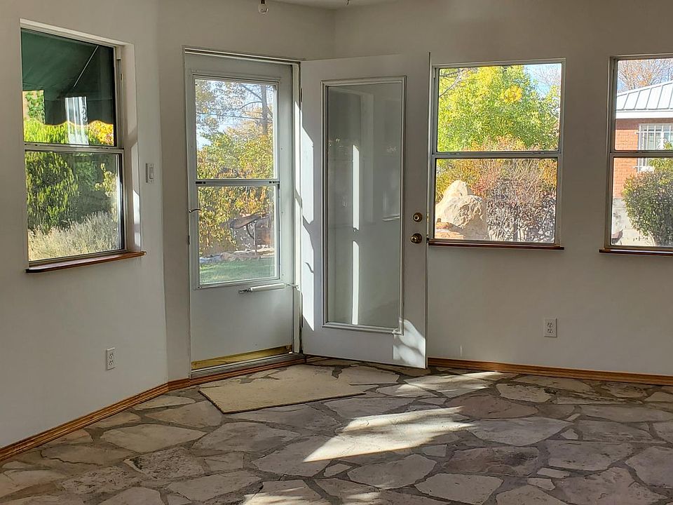 1st image of 2705 Alvarado Dr NE