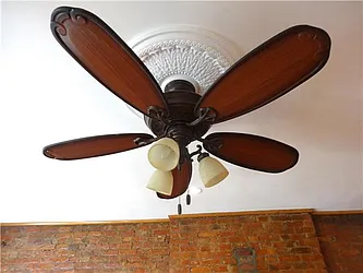 Rented by R New York