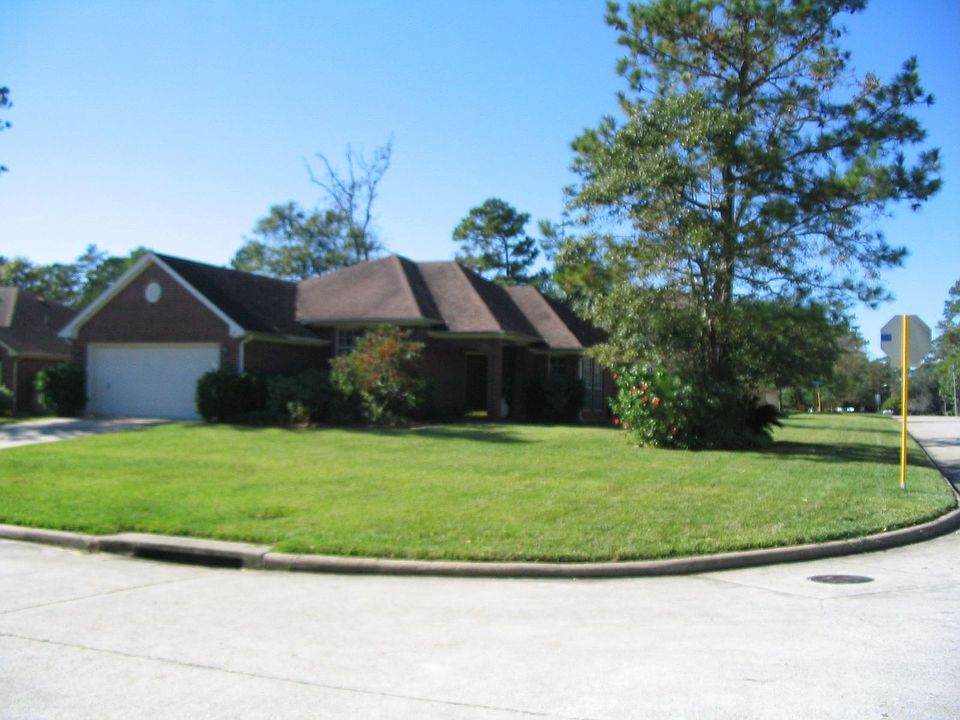 Large corner lot w/ mature trees