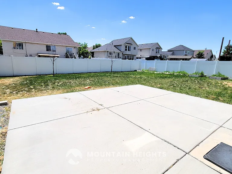 1953 W Black Angus Dr — Photo 4