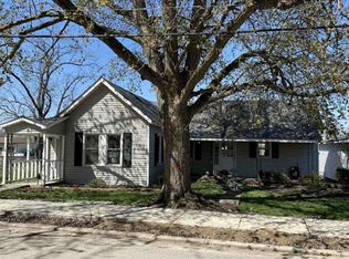 413 E North Main St, Summitville, IN 46070