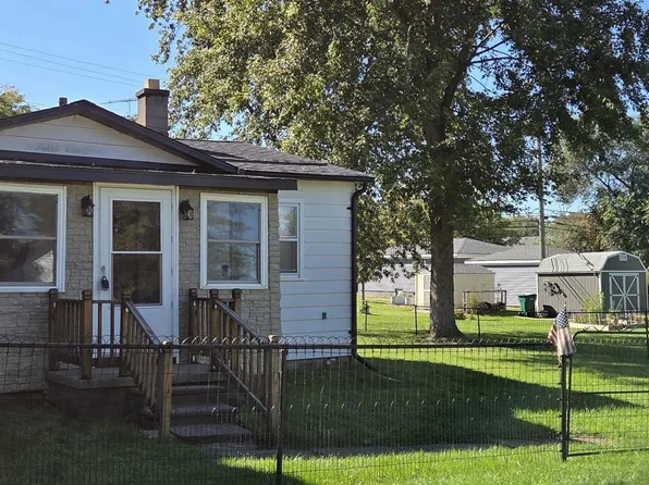 7298 Huron Bay Blvd, Lexington, MI 48450