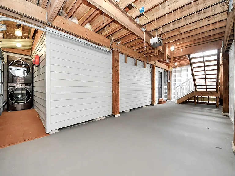 710 Kipp Ave — Photo 27