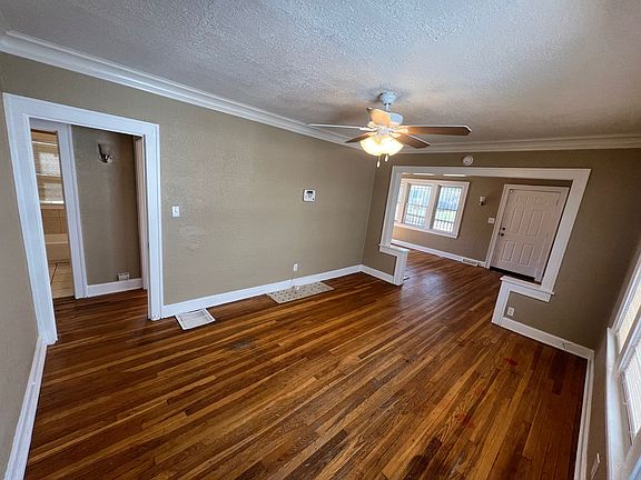 4th image of 5515 Park Ave