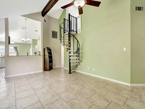 3rd image of 5521 Winding Brook Drive