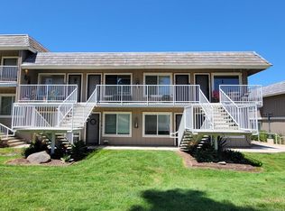 27735 Mountain Meadow Rd UNIT 11, Escondido, CA 92026