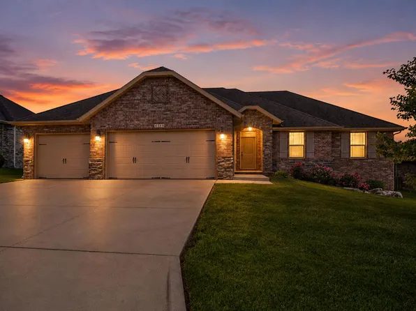 4318 E Kentbrook Drive, Springfield, MO 65802