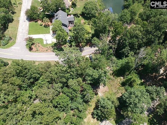 3rd image of 514 Shadowood Dr